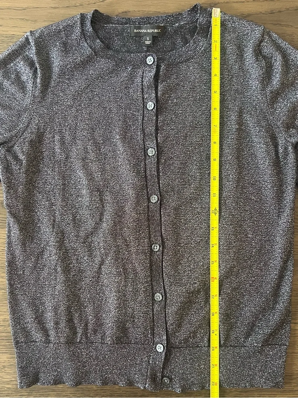 Banana Republic Black Shimmer Cardigan Crew Neck Button Front EUC - Picture 3 of 9